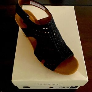 Black Wedge sandals